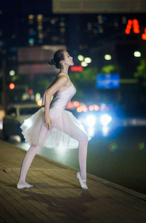 《硬核玩家的背后:高水平操作的秘密》,硬核玩家怎么描述