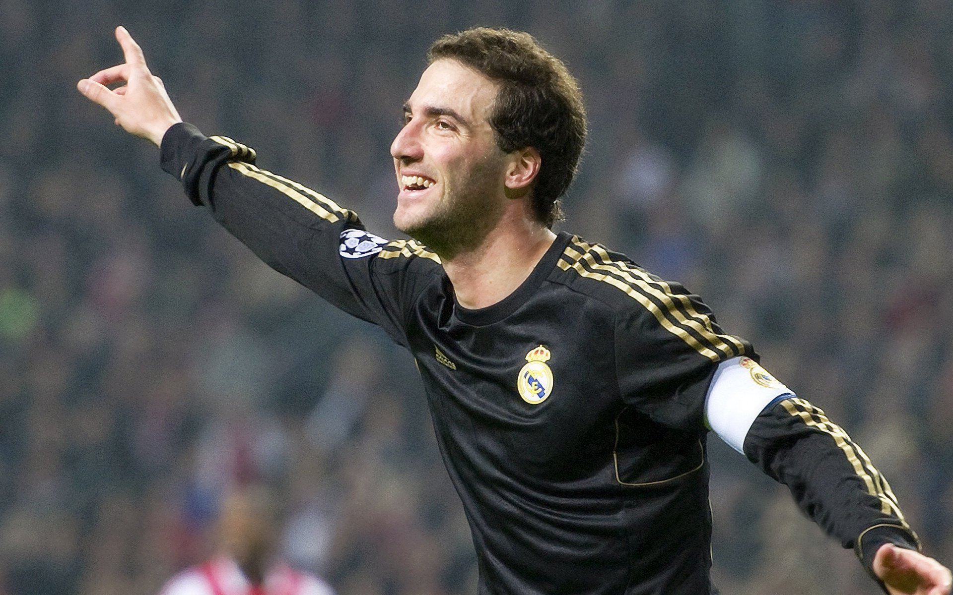 塞维利亚主场失分，遗憾战平劲敌，塞维利亚队