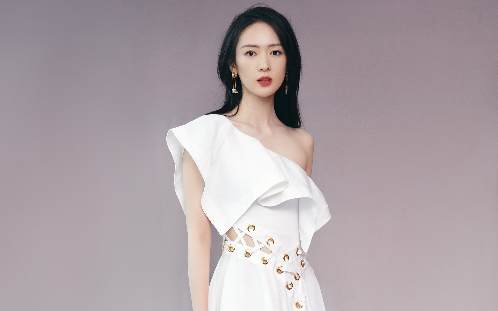 尼斯再度击败巴黎,登上积分榜榜首,2021巴黎尼斯