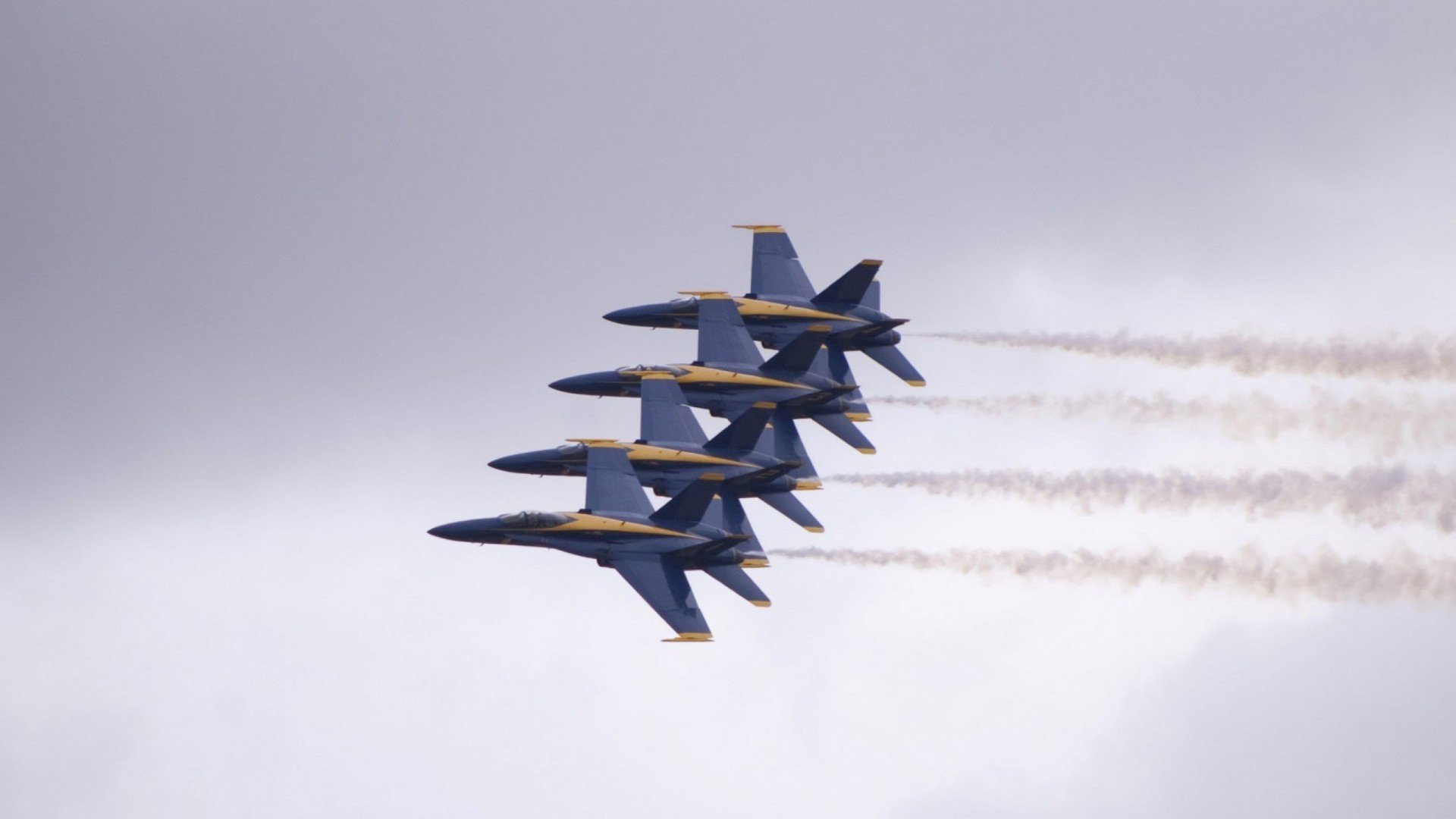 九游登录中心-黄蜂队战术执行力提升明显，黄蜂队全称