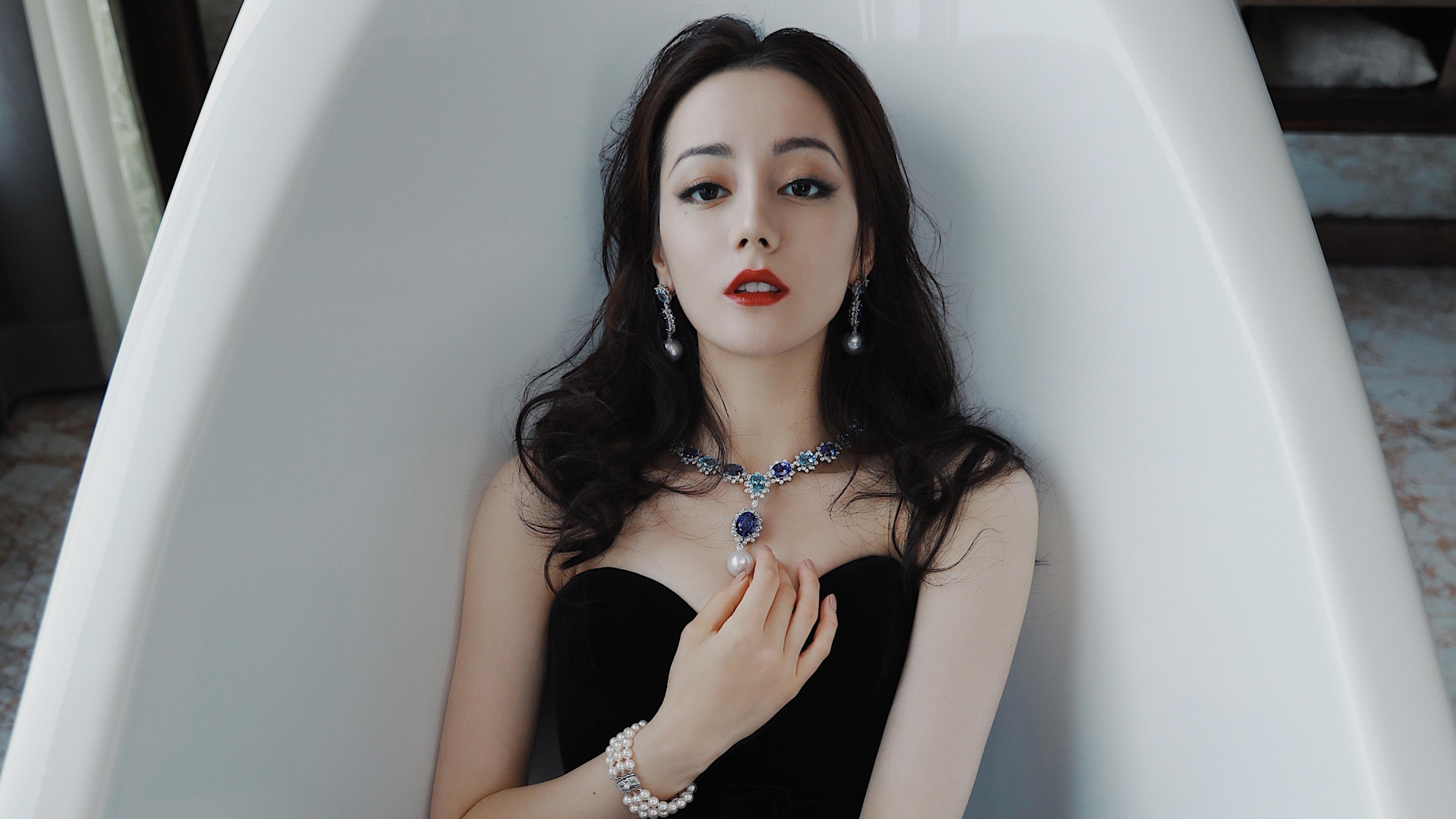 九游sports-马克西姆·格鲁塞赛场表现引发媒体关注，马克西姆比赛